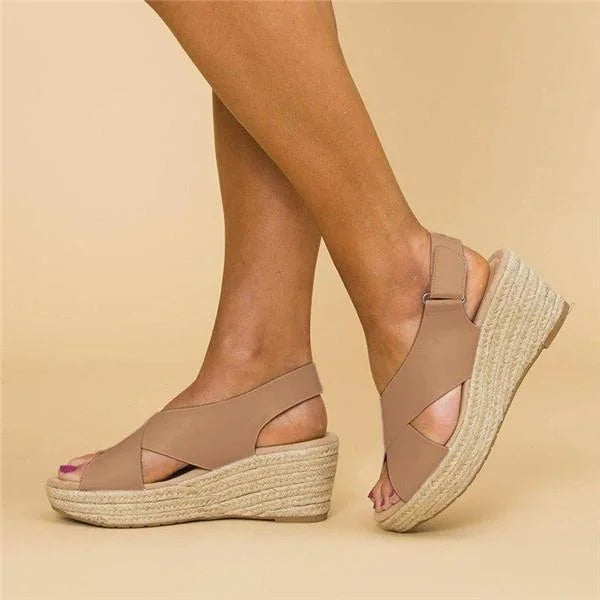 Clara | Schwarze Keilabsatz Schuhe mit Elastischen Riemen | Bequeme Damen Schuhe für Stilvolle Sommer-Outfits 1