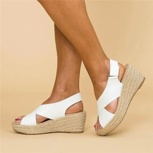 Clara | Schwarze Keilabsatz Schuhe mit Elastischen Riemen | Bequeme Damen Schuhe für Stilvolle Sommer-Outfits 4