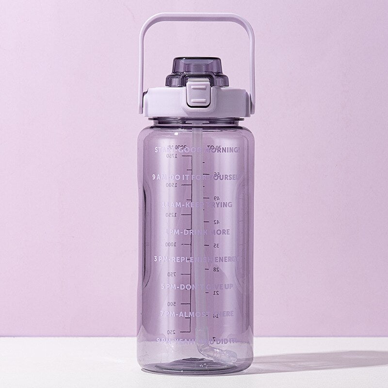 Motivierende 2L Trinkflasche mit Zeitmarkierungen - Auslaufsicher & Umweltfreundlich für Optimale Hydration 6