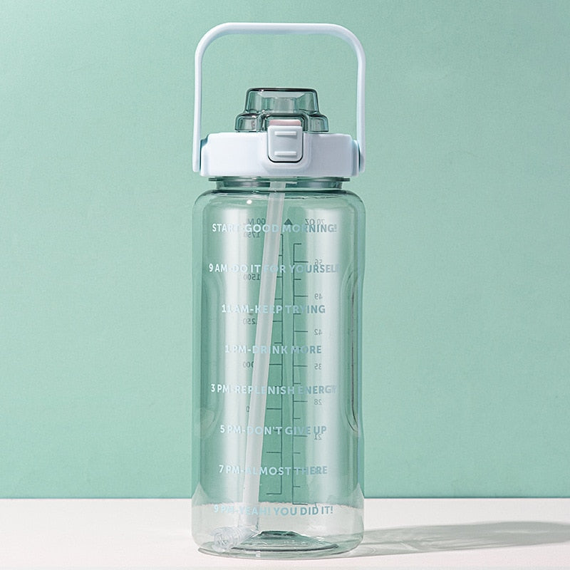 Motivierende 2L Trinkflasche mit Zeitmarkierungen - Auslaufsicher & Umweltfreundlich für Optimale Hydration 7