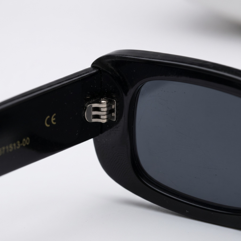 Unisex Retro-Vintage Kunststoff Sonnenbrille | Stilvolles Rechteckiges Design für Sommer 13